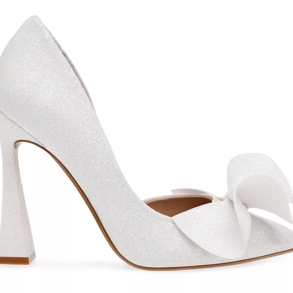 Betsey Johnson Glitter Cream Bow Heels - Picture 2 of 4
